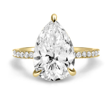 Ally | Pear Moissanite 14k Yellow Gold Engagement Ring
Diamond Daughters
Front View