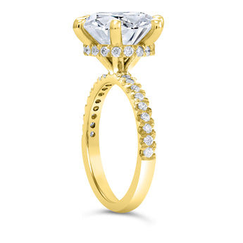 Henna | Round Hidden Halo Moissanite 14k yellow gold engagement ring
Diamond Daughters
Side View