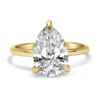 Rose | Pear Moissanite Engagement 14k Yellow Gold Ring
Diamond Daughters
Front View