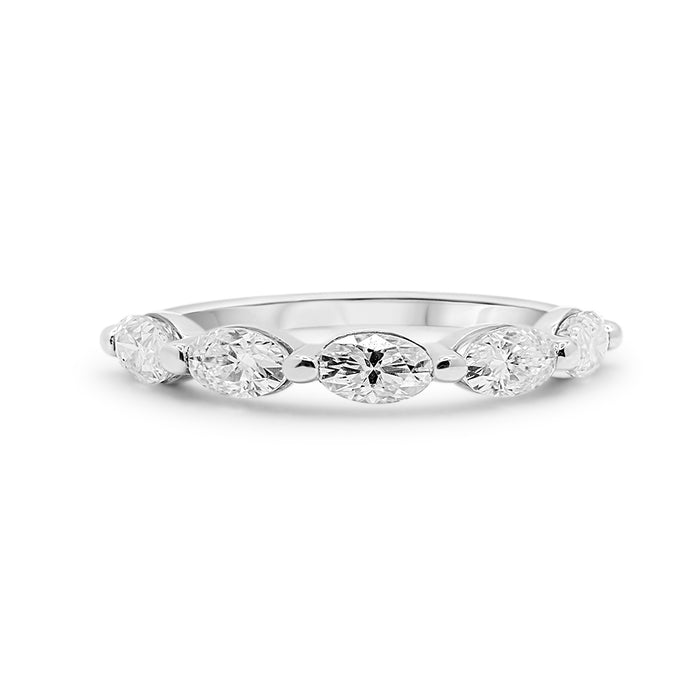 Shelly | Oval Lab GrownDiamonds Wedding Band