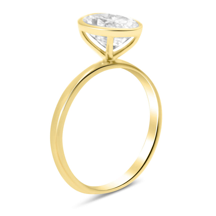 Melissa Oval | Moissanite Solitaire Engagement Ring - Diamond Daughters